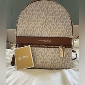 Michael Kors Kenly Backpack Vanilla